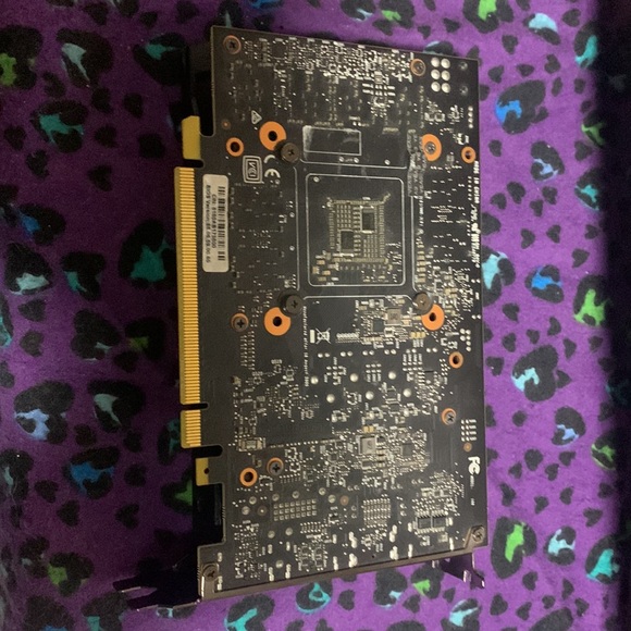 EVGA GeForce gtx 1060 3 gigabyte VRAM Graphics Card - Picture 4 of 8